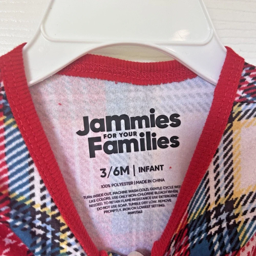 One-Piece Footed Pajamas 3 to 6 Months Infant New! Jammies for your Families BxI